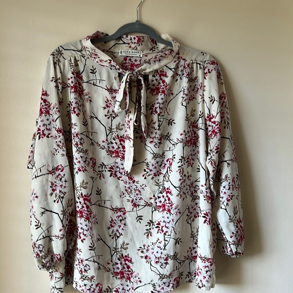 Johanna top - Solid Black and White Women Chiffon Sheer Blouse Lantern Long Sleeve Buttoned top